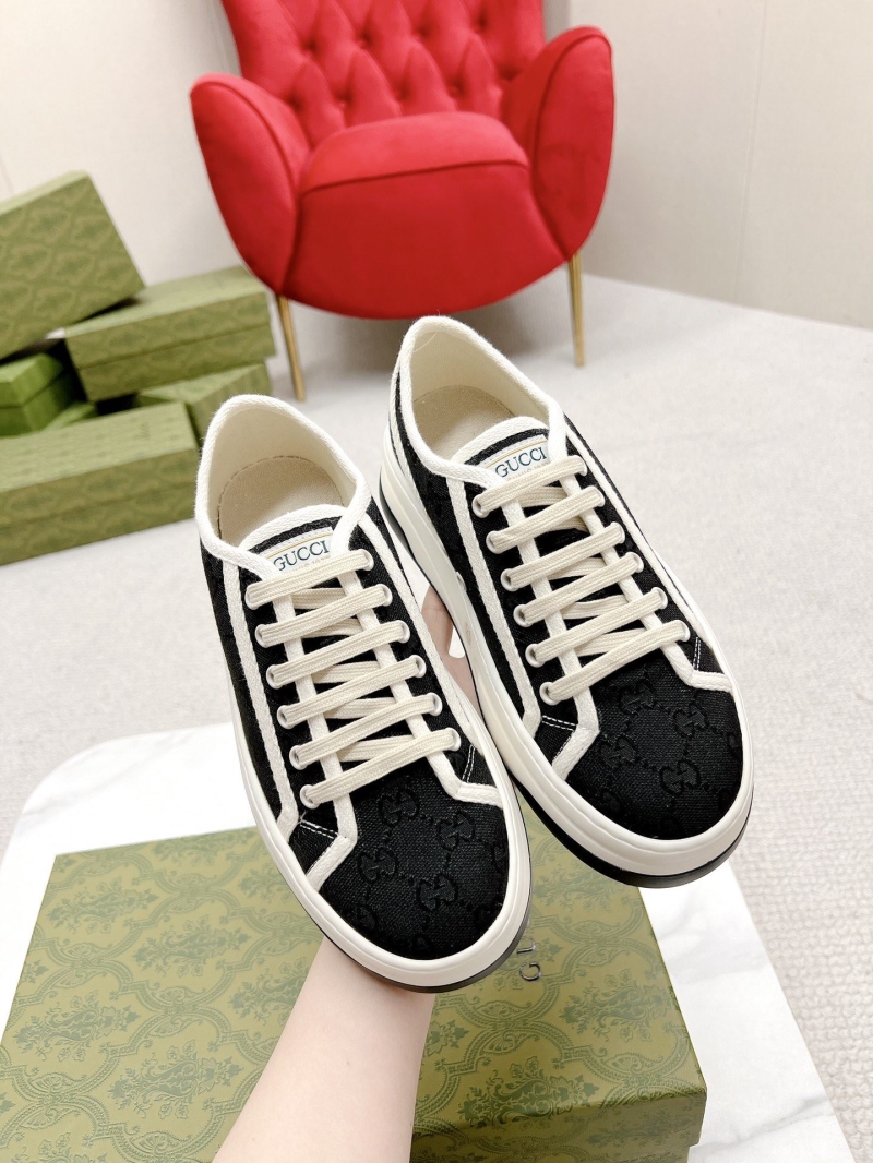 Gucci Casual Shoes